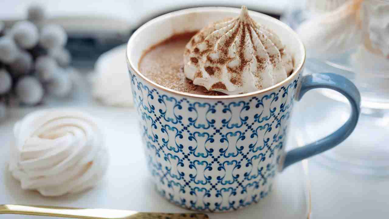 cioccolata calda uova di pasqua